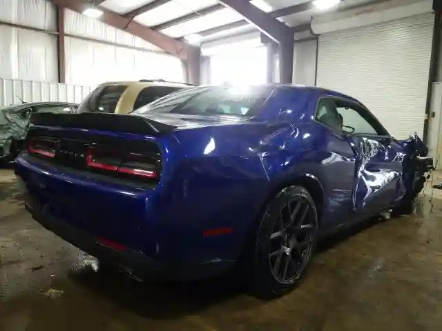 2C3CDZFJ1KH570825 2019 DODGE CHALLENGER R/T SCAT PACK-3