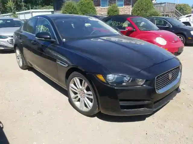 SAJAR4FX5KCP52396 2019 JAGUAR XE-0
