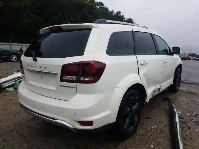 3C4PDCGBXLT225514 2020 DODGE JOURNEY CROSSROAD-3
