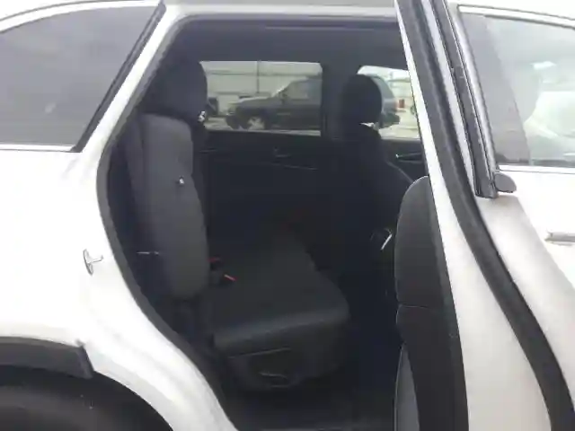 5XYPGDA57LG618393 2020 KIA SORENTO S-5