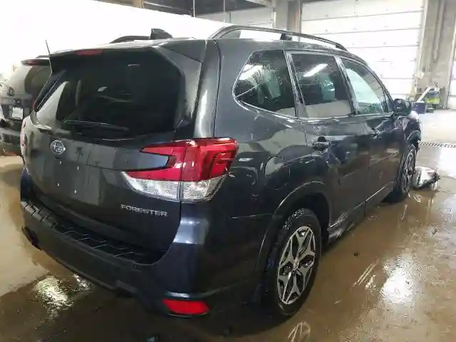 JF2SKAEC8KH433485 2019 SUBARU FORESTER P-3