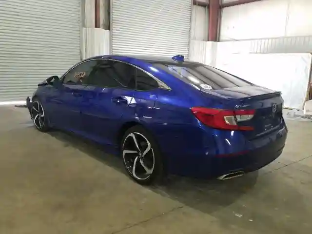 1HGCV2F35JA012704 2018 HONDA ACCORD SPORT-2