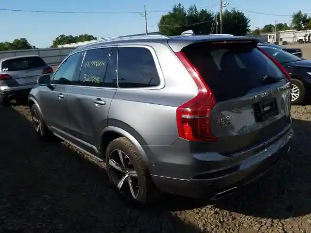 YV4A22PM7H1148426 2017 VOLVO XC90 T6-2