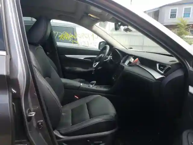 3PCAJ5M19KF135693 2019 INFINITI QX50 ESSENTIAL-4