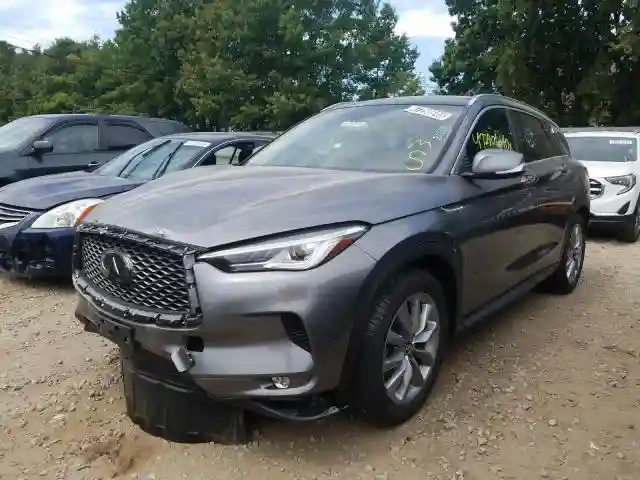 3PCAJ5M19KF135693 2019 INFINITI QX50 ESSENTIAL-1