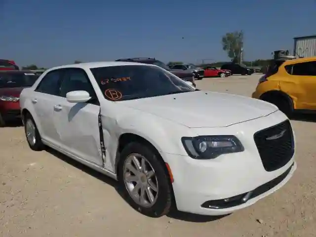 2C3CCABG9KH625939 2019 CHRYSLER 300 S-0