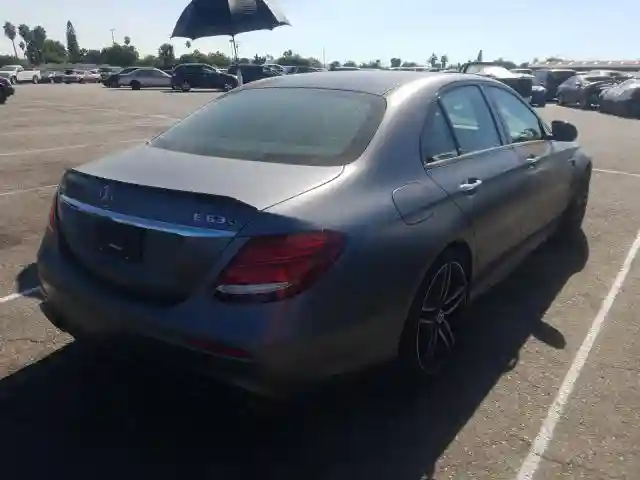 WDDZF8KB5LA704413 2020 MERCEDES-BENZ E 63 AMG-S 4MATIC-3