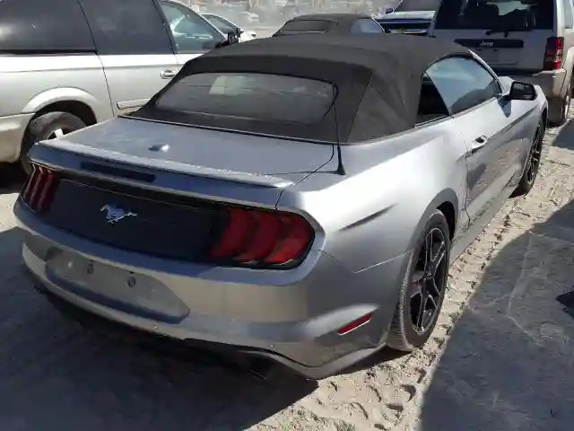 1FATP8UH8L5134999 2020 FORD MUSTANG-3