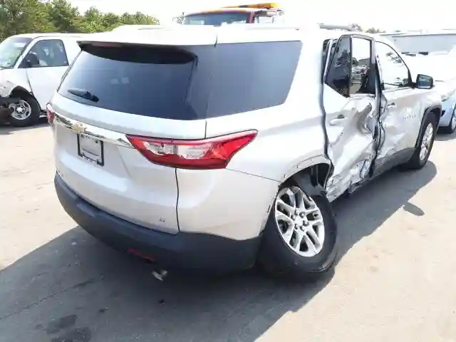 1GNEVGKW8JJ223035 2018 CHEVROLET TRAVERSE LT-3