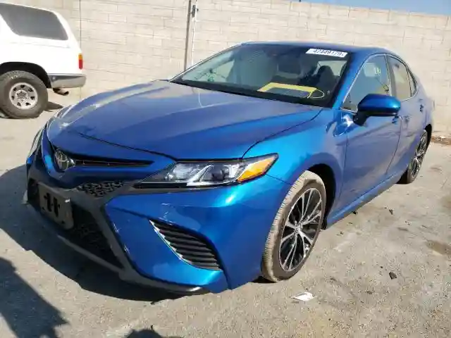 4T1B11HK4JU123923 2018 TOYOTA CAMRY L-1