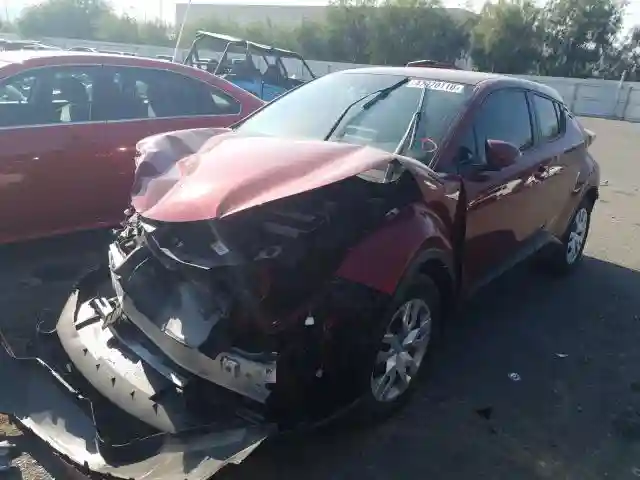 JTNKHMBX6K1042586 2019 TOYOTA C-HR XLE-1