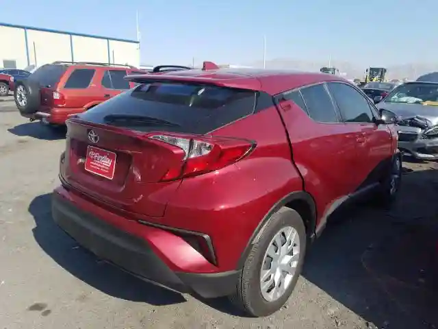 JTNKHMBX6K1042586 2019 TOYOTA C-HR XLE-3