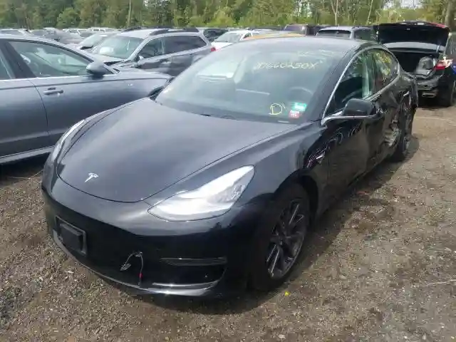 5YJ3E1EB9KF384654 2019 TESLA MODEL 3-1