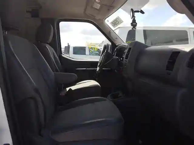 1N6BF0KY2HN806623 2017 NISSAN NV 1500 S-4