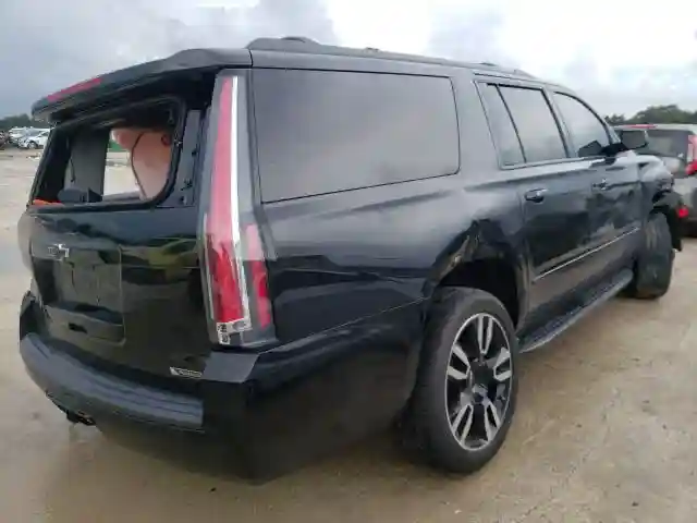 1GNSCJKC9JR133387 2018 CHEVROLET SUBURBAN C1500 PREMIER-3