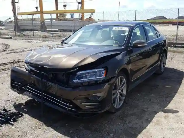 1VWMA7A34KC012568 2019 VOLKSWAGEN PASSAT SE R-LINE-1