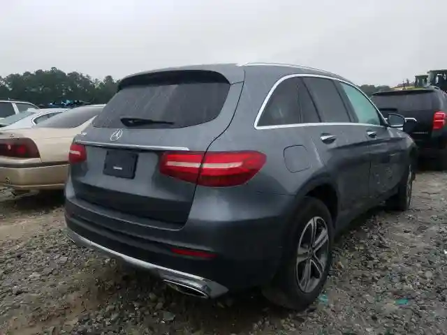 WDC0G4JB8JV048881 2018 MERCEDES-BENZ GLC 300-3