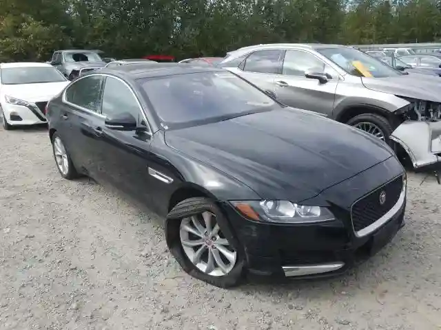SAJBD4FX0KCY79219 2019 JAGUAR XF PREMIUM-0