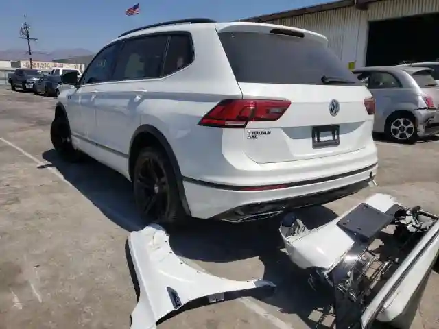 3VV3B7AXXKM143485 2019 VOLKSWAGEN TIGUAN SE-2