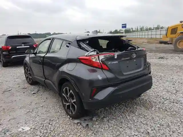 JTNKHMBX7K1023285 2019 TOYOTA C-HR XLE-2