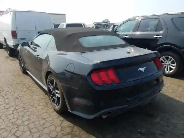 1FATP8UH2L5136991 2020 FORD MUSTANG-2