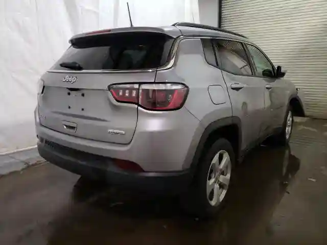 3C4NJDBB1KT593155 2019 JEEP COMPASS LATITUDE-3