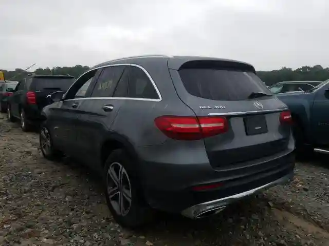 WDC0G4JB8JV048881 2018 MERCEDES-BENZ GLC 300-2