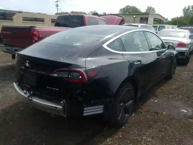 5YJ3E1EB9KF384654 2019 TESLA MODEL 3-3