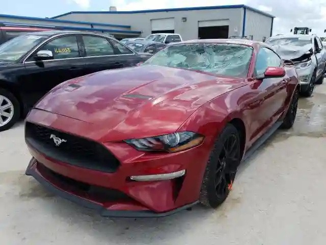 1FA6P8TH9J5102249 2018 FORD MUSTANG-1