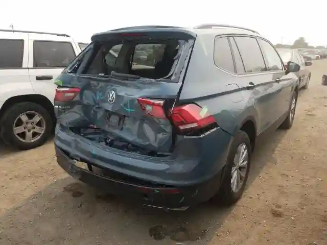 3VV1B7AX3KM084688 2019 VOLKSWAGEN TIGUAN S-3