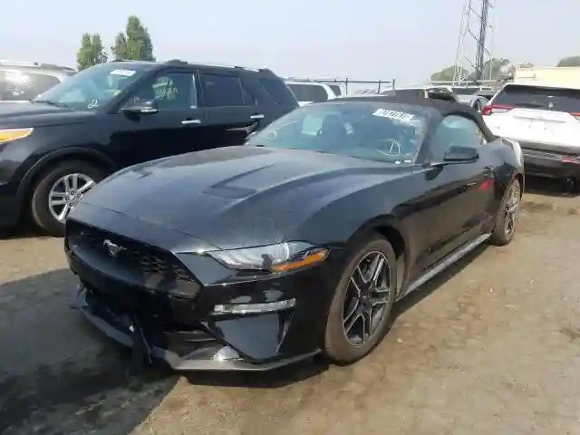 1FATP8UH2L5136991 2020 FORD MUSTANG-1