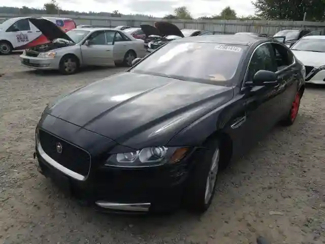 SAJBD4FX0KCY79219 2019 JAGUAR XF PREMIUM-1