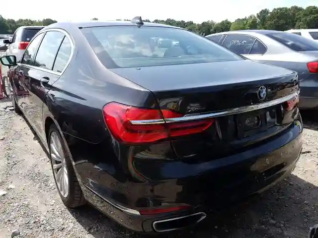 WBA7E4C34HGU99981 2017 BMW 740 XI-2