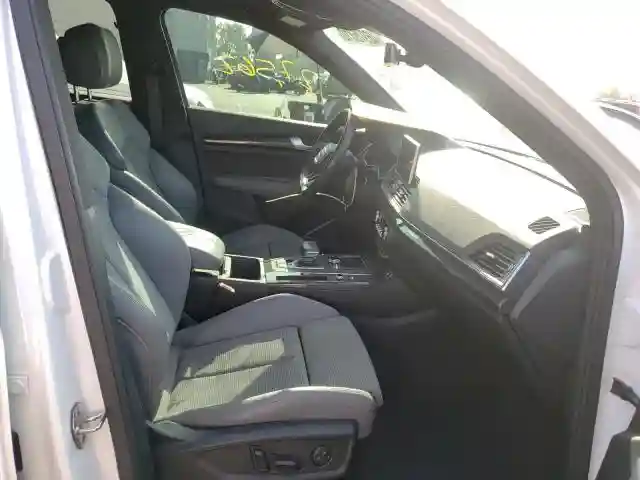 WA1A4AFY0J2188692 2018 AUDI SQ5 PREMIUM PLUS-4