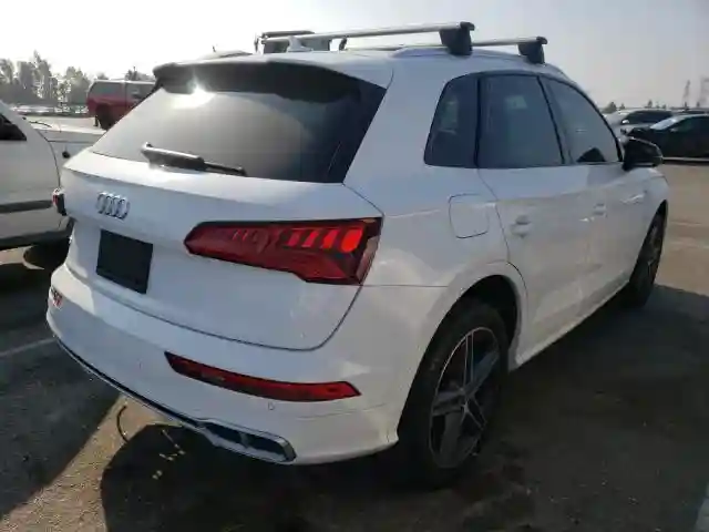 WA1A4AFY0J2188692 2018 AUDI SQ5 PREMIUM PLUS-3