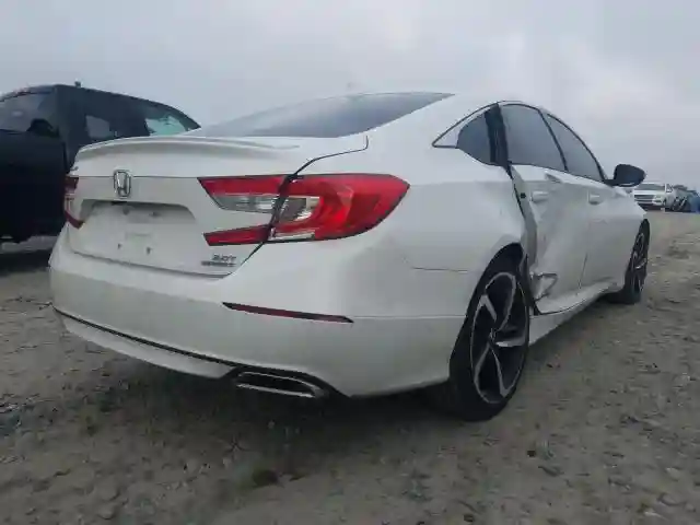 1HGCV2F33KA023637 2019 HONDA ACCORD SPORT-3