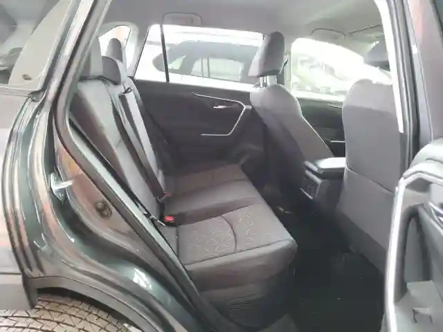 JTMRWRFV5LD063590 2020 TOYOTA RAV4 XLE-5