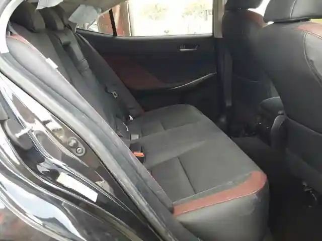 JTHBA1D22J5062798 2018 LEXUS IS 300-5