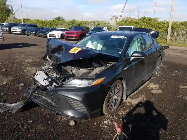 4T1B21HK0KU517594 2019 TOYOTA CAMRY HYBRID-1