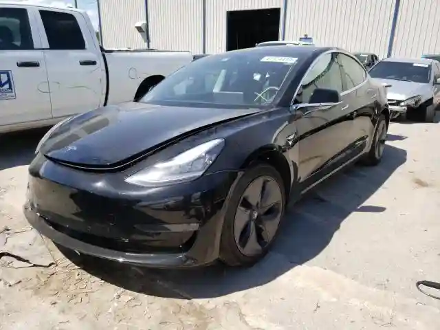 5YJ3E1EA1KF317053 2019 TESLA MODEL 3-1