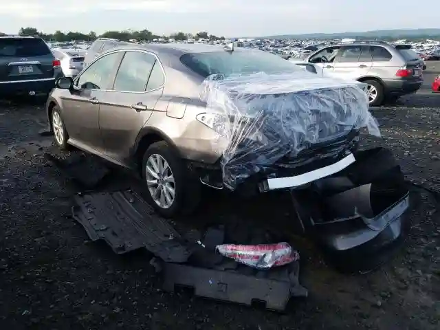 4T1C11AK7LU914903 2020 TOYOTA CAMRY LE-2