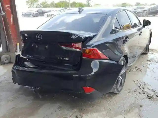 JTHBA1D22J5062798 2018 LEXUS IS 300-3