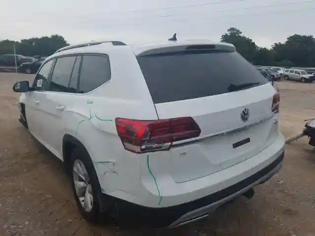 1V2KR2CA3JC588599 2018 VOLKSWAGEN ATLAS SE-2