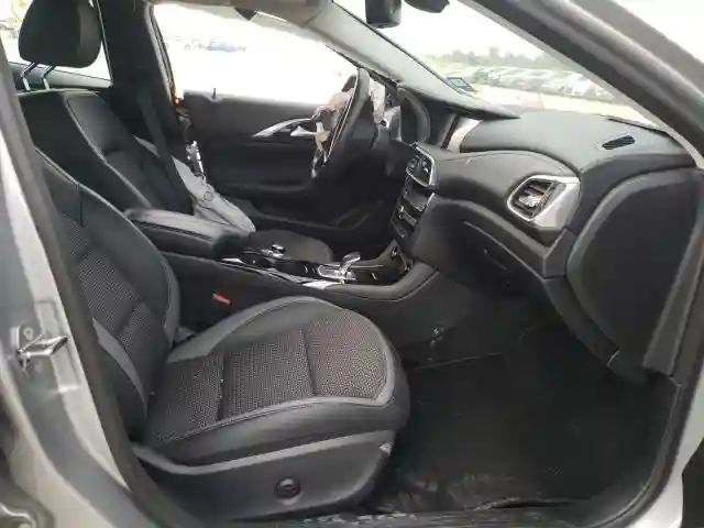 SJKCH5CP0KA010002 2019 INFINITI QX30 PURE-4