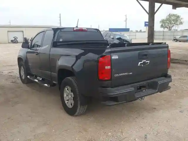 1GCHSBEN3K1257163 2019 CHEVROLET COLORADO-2