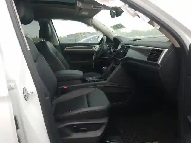 1V2ER2CA1JC569613 2018 VOLKSWAGEN ATLAS SEL-4