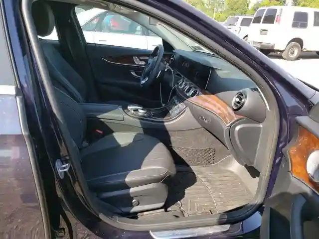 WDDZF4KB5JA354738 2018 MERCEDES-BENZ E 300 4MATIC-4