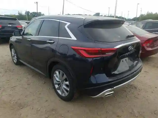 3PCAJ5M15KF135786 2019 INFINITI QX50 ESSENTIAL-2