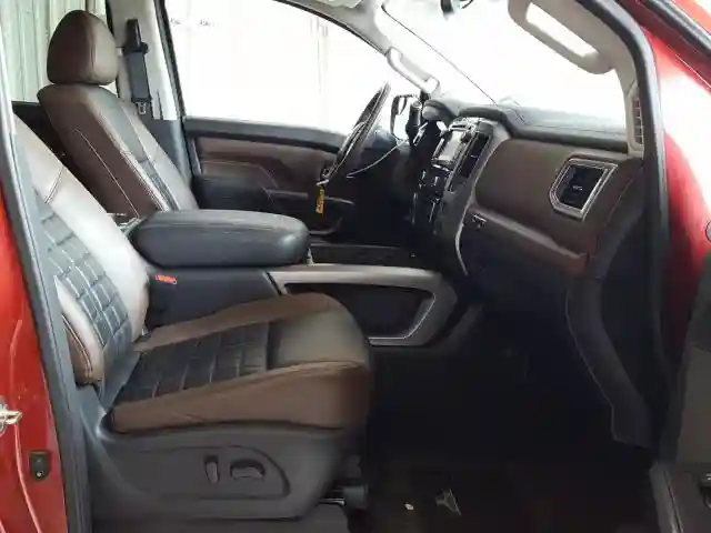 1N6AA1E58HN536394 2017 NISSAN TITAN SV-4