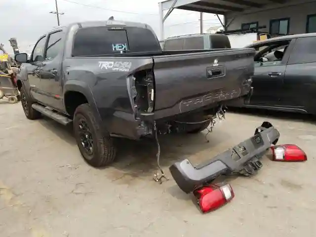 5TFCZ5AN8KX184687 2019 TOYOTA TACOMA DOUBLE CAB-2
